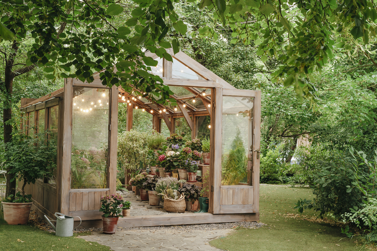 12 DIY Greenhouse Plans for Gardeners on a Budget – Bob Vila