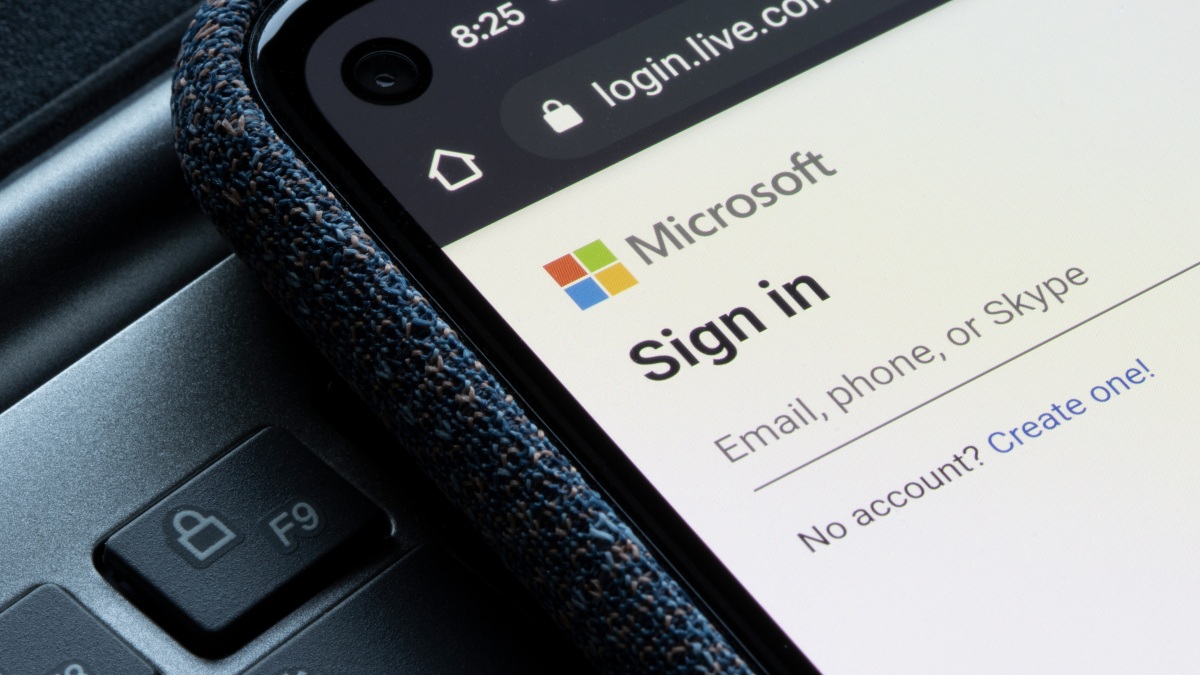 Here’s Why Microsoft Is Ditching Passwords for New Accounts