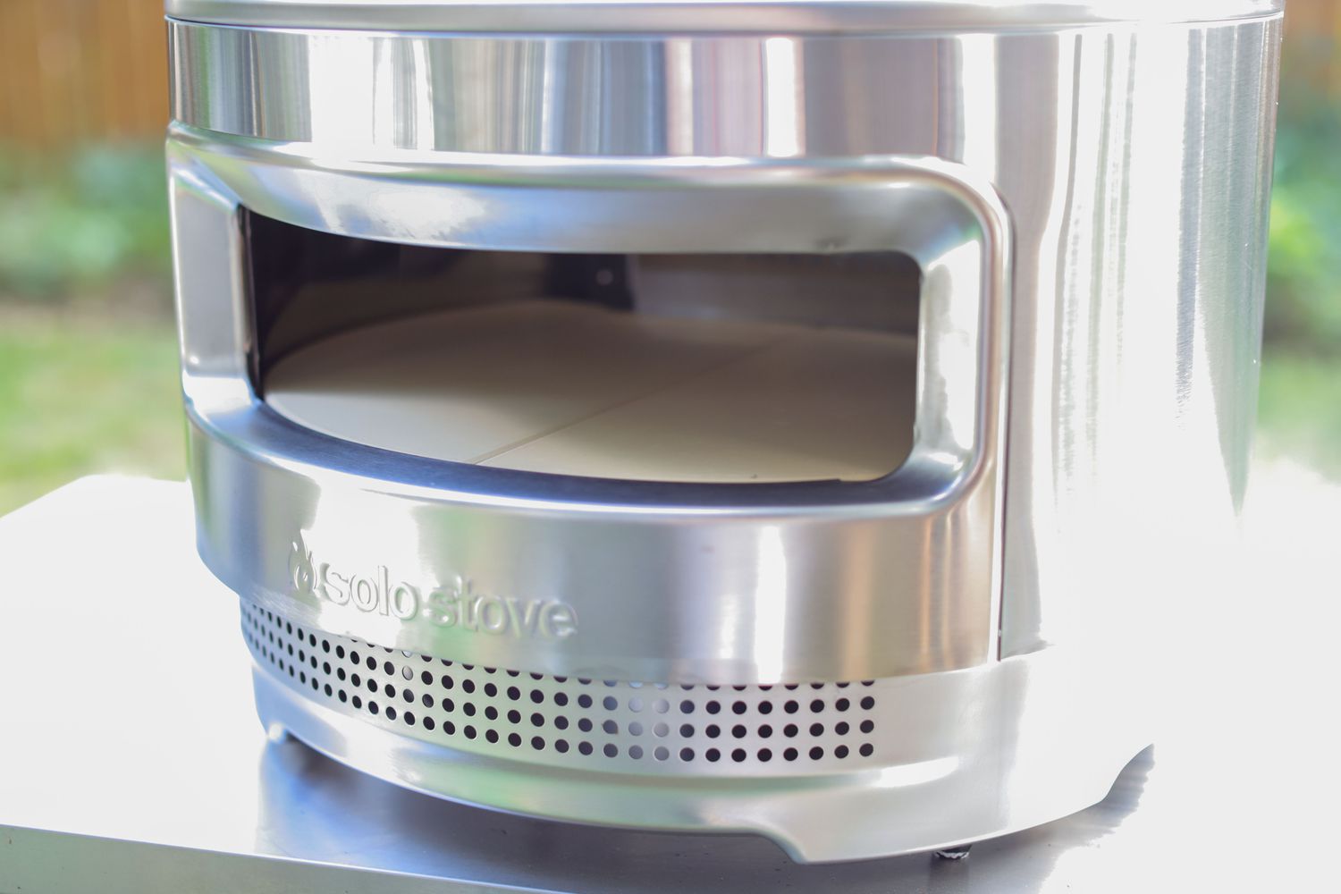 Solo Stove Pi Pizza Oven Review: A Sleek Pizza Oven