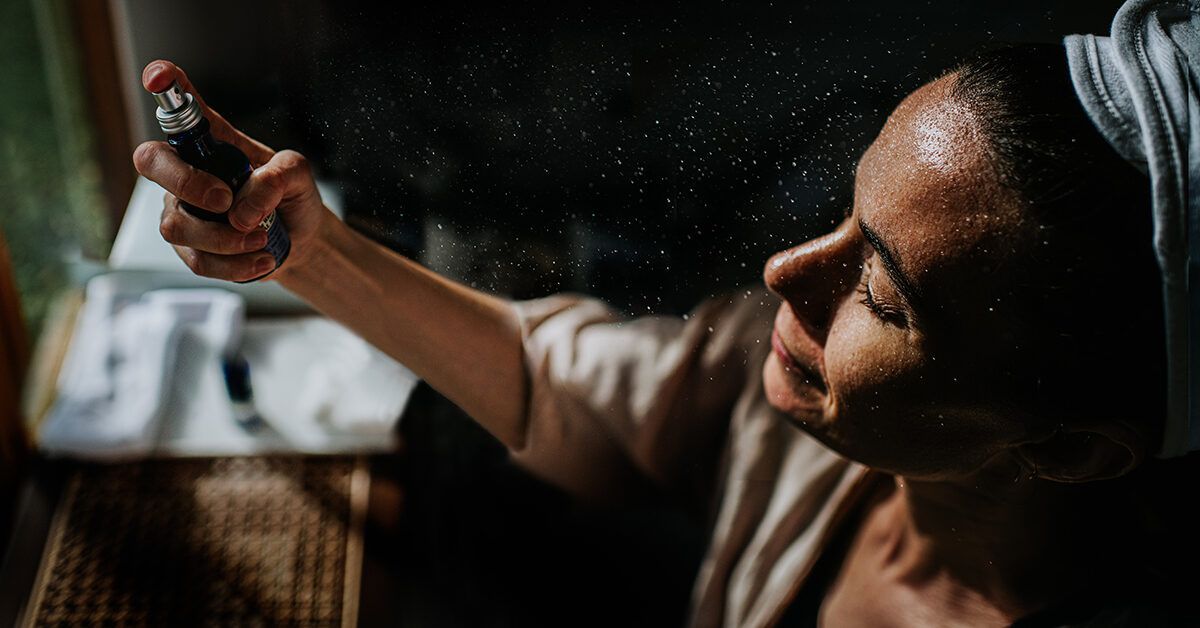 Hives on Face: Symptoms, Pictures, Causes, and Treatment