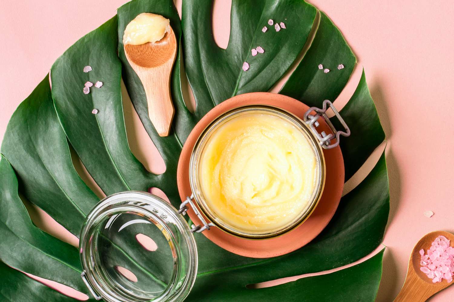 5 Impressive Health Benefits of Ghee (and How to Use It)