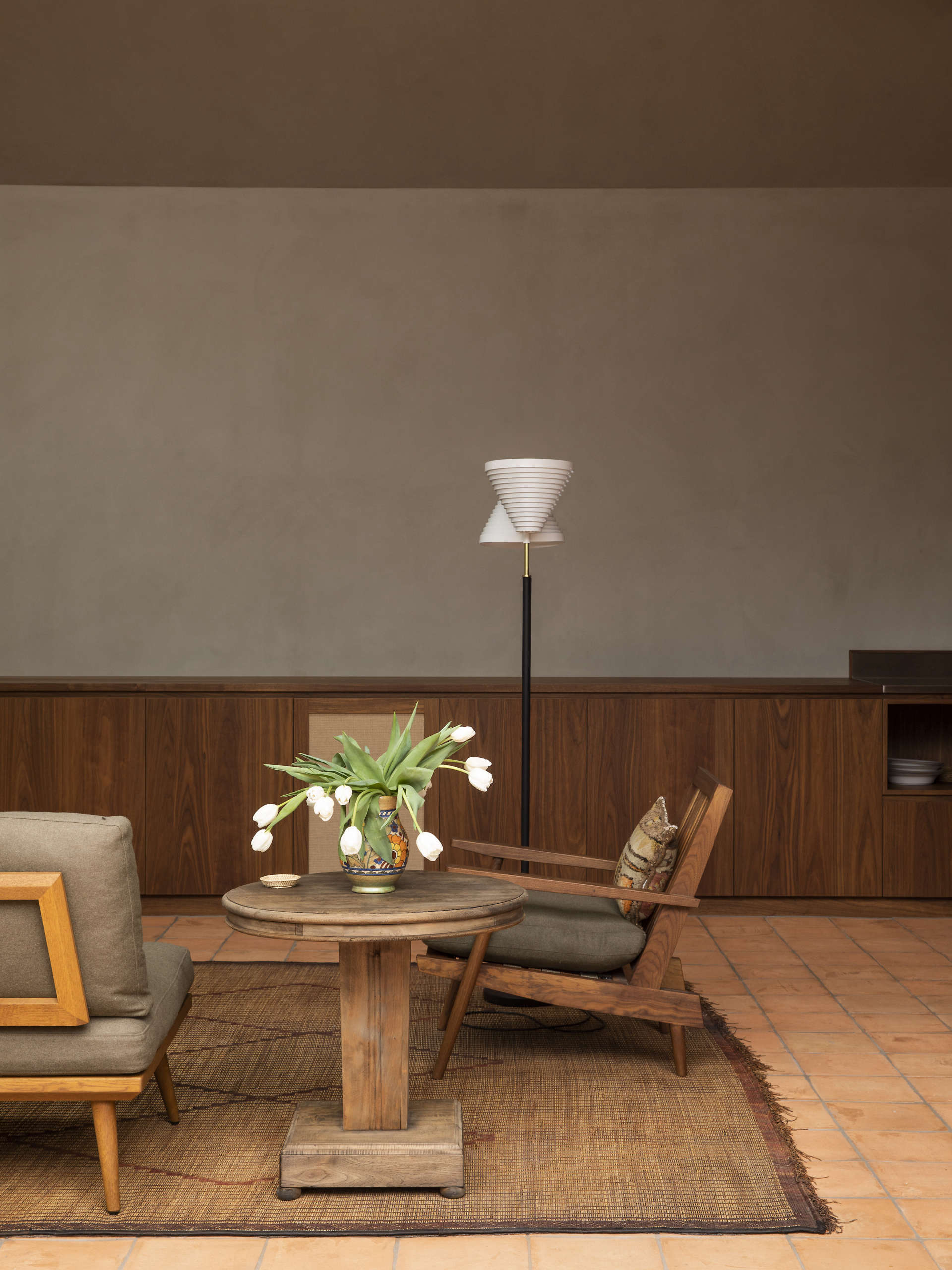 Collective Composition: A Historic Villa Renovation in Auckland by Katie Lockhart and Jack McKinney Architects