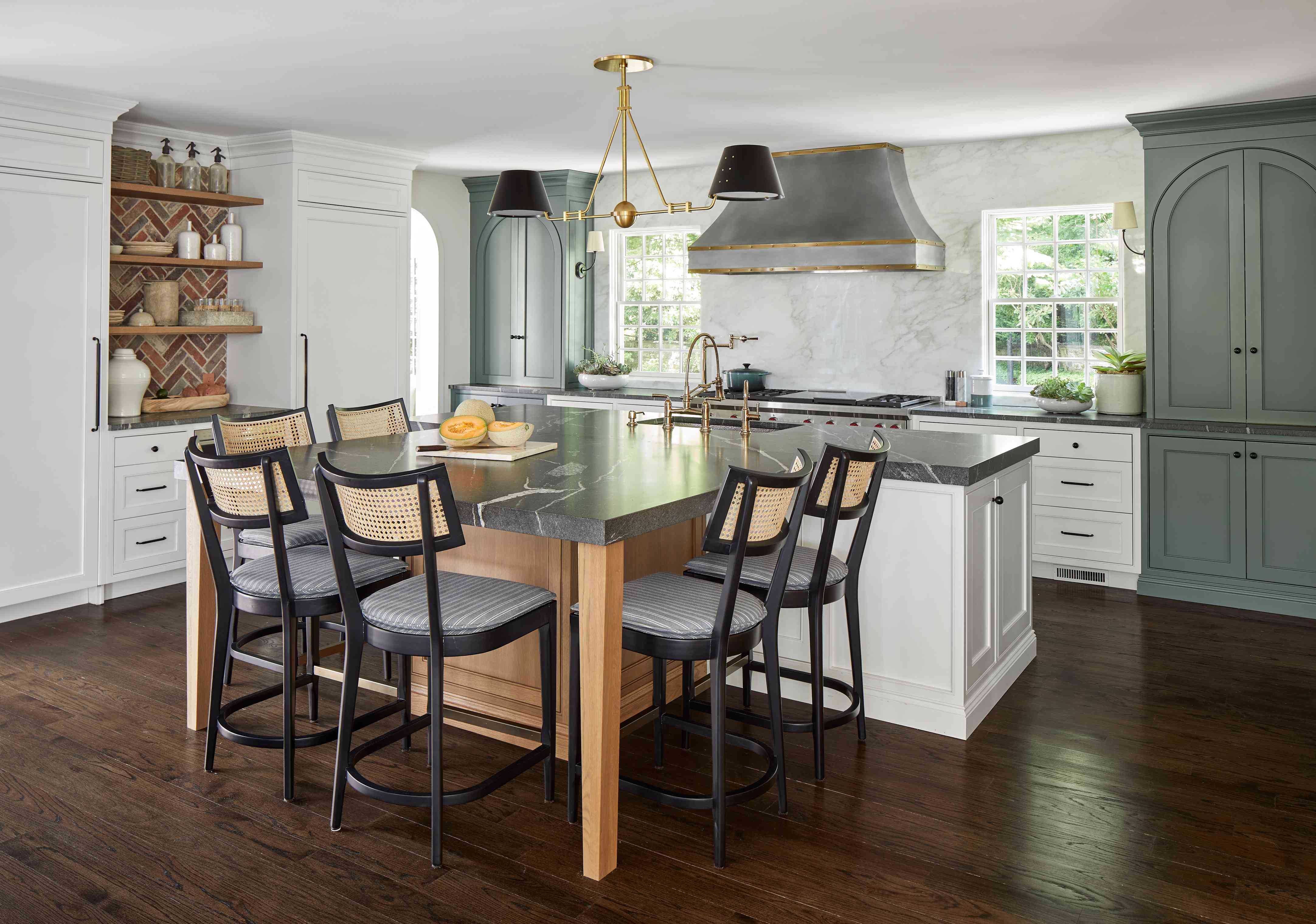How to Give Old Kitchen Countertops a Makeover, According to Designers