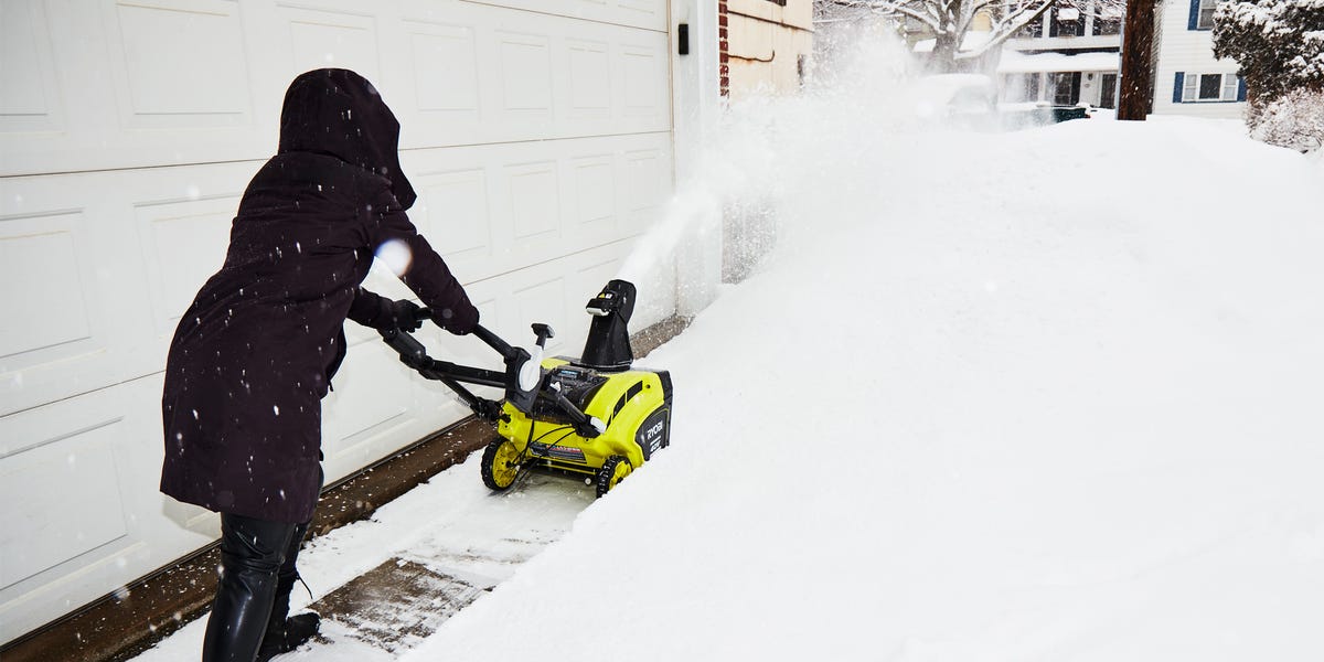 The 5 Best Cheap Snowblowers of 2025 – Gas and Electric Snowblowers