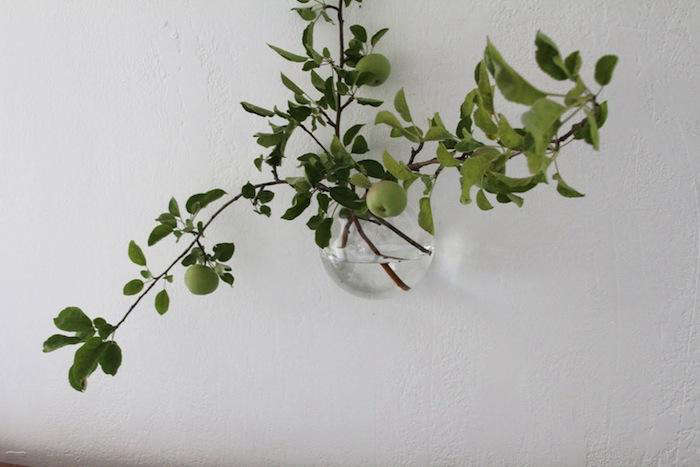 10 Easy Pieces: Wall Vases
