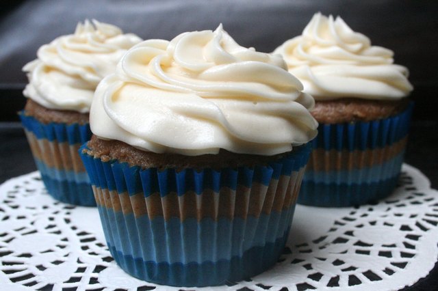 How to Make a Quick and Easy Buttercream Frosting
