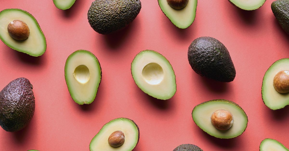 20 Foods and Drinks That Help with Bloating