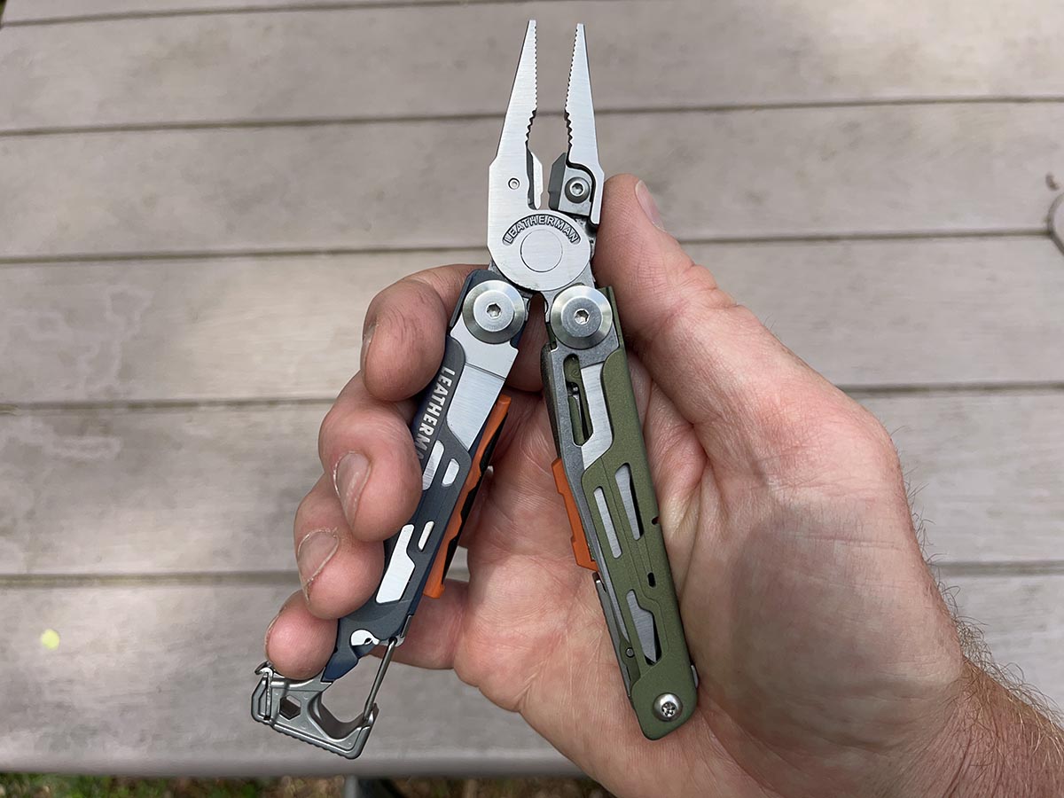 A Pocket-Sized, Heirloom-Quality Gift for the Outdoorsman