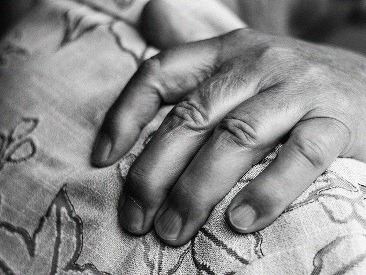 Earliest symptoms of osteoarthritis: What are they?